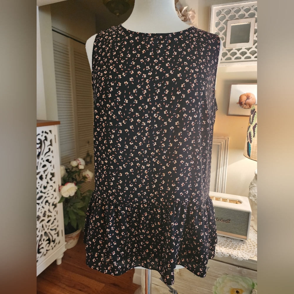 LOFT Sleeveless Floral Blouse Size Large